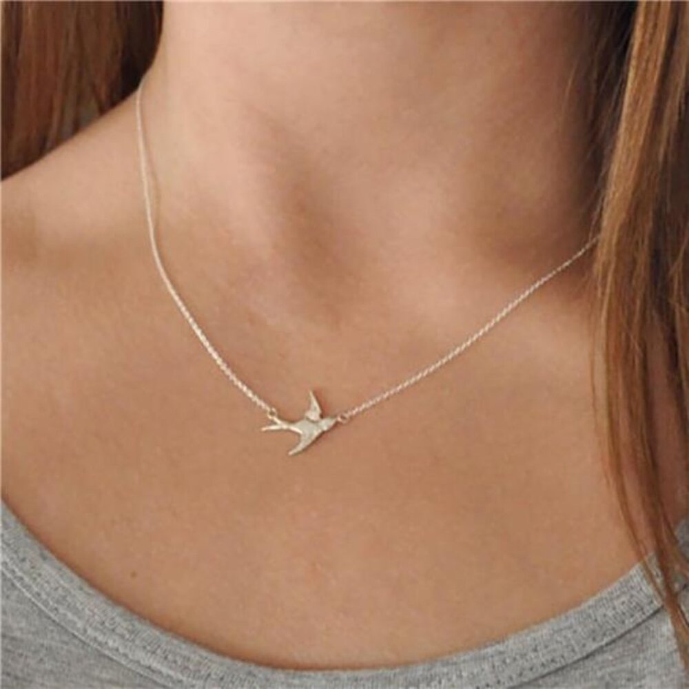 Silver Bird Pendant Necklace | Exquisite Alloy Jewelry